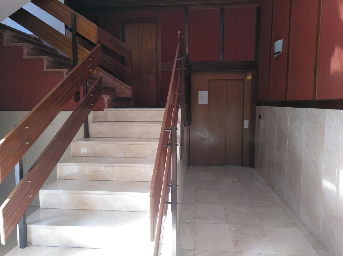 Andramari Tourist Home Parking& Wifi Amorebieta-Etxano Esterno foto
