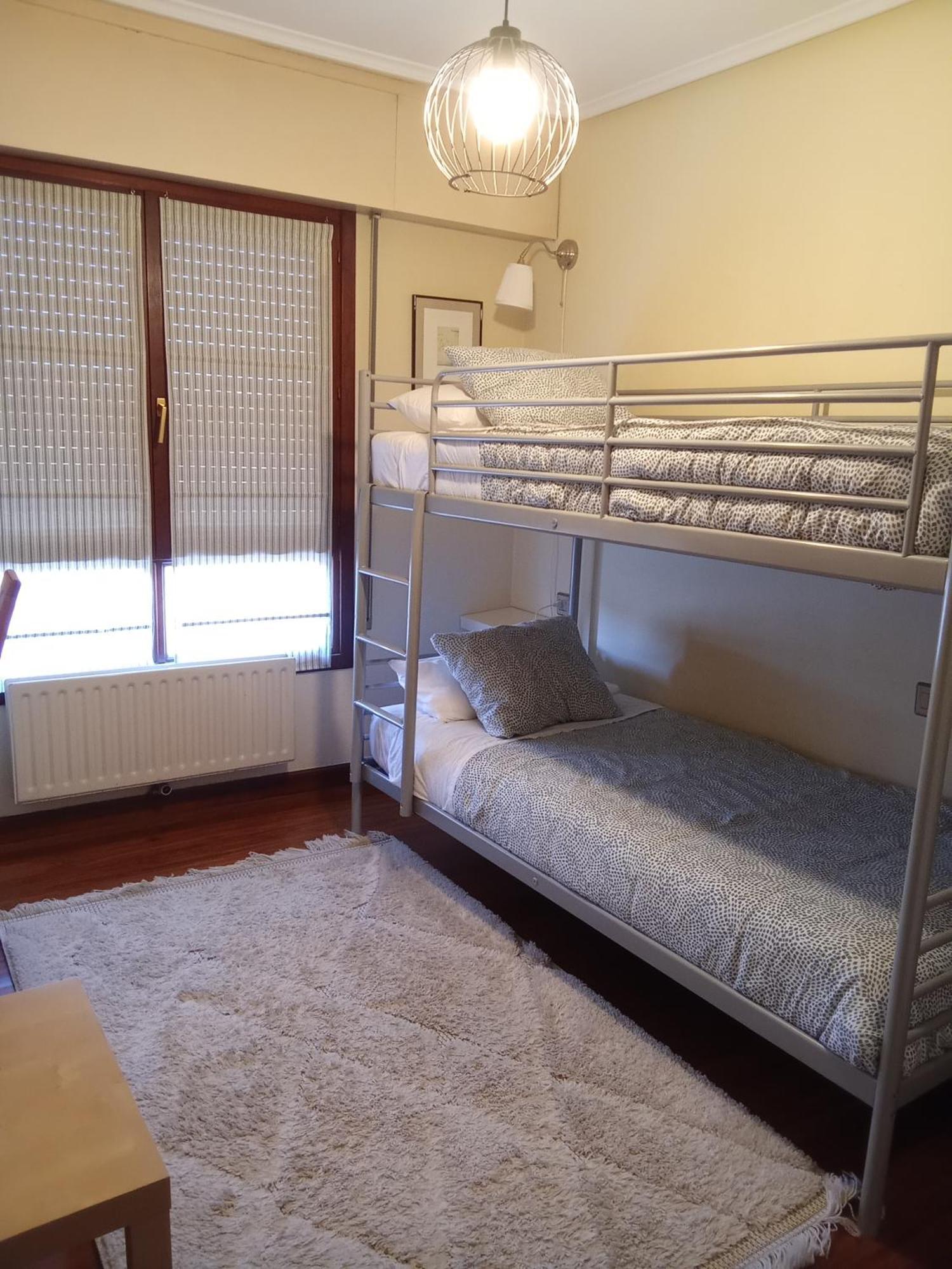 Andramari Tourist Home Parking& Wifi Amorebieta-Etxano Esterno foto